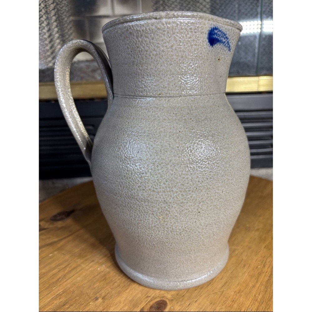 Rowe Pottery Salt Glazed Pitcher Jug Vintage 1995 Stoneware Blue Heart Motif 9" - Picture 4 of 11